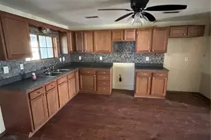 255 W Reed Ave, Puxico, MO 63960 - Photo 4