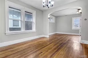 4972 Tholozan Ave, Saint Louis, MO 63109 - Photo 10