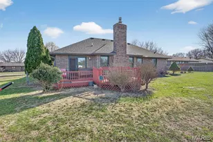 301 Planeview Ave, Lebanon, MO 65536 - Photo 2