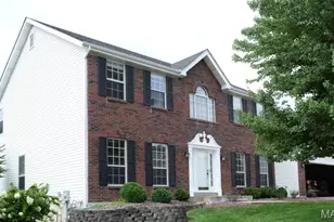 2359 Cheneaux Ln, O'Fallon, MO 63368 - Photo 2