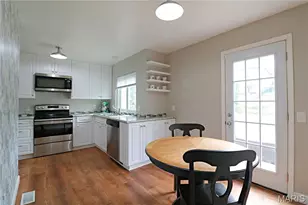 410 Woodland Hill Ct, Manchester, MO 63021 - Photo 10