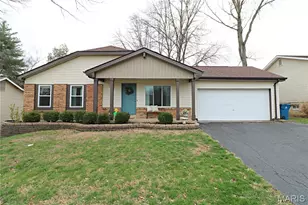 410 Woodland Hill Ct, Manchester, MO 63021 - Photo 1