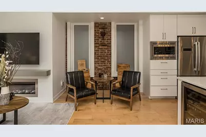 4424 Laclede Avenue, Saint Louis, MO 63108 - Photo 6