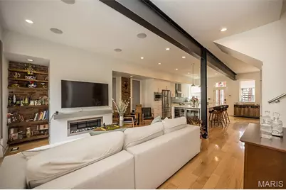 4424 Laclede Avenue, Saint Louis, MO 63108 - Photo 4