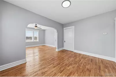 4643 Evans Avenue, Saint Louis, MO 63113 - Photo 12