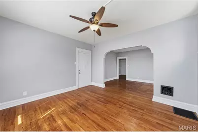 4643 Evans Avenue, Saint Louis, MO 63113 - Photo 8