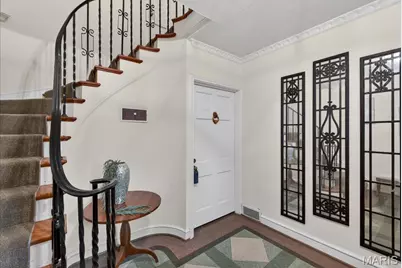 7508 York Drive #A, Saint Louis, MO 63105 - Photo 10