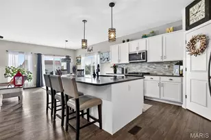 527 Columbia Downs, Lake Saint Louis, MO 63367 - Photo 6