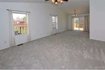 4926 Hurstborough Court, Hazelwood, MO 63042 - Photo 4