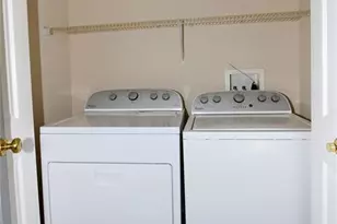 4926 Hurstborough Ct, Hazelwood, MO 63042 - Photo 14