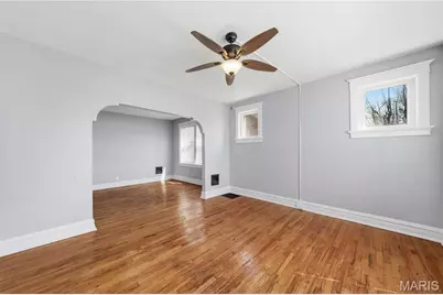 4643 Evans Avenue, Saint Louis, MO 63113 - Photo 6
