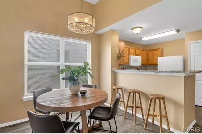 1249 Big Bend Crossing Drive, Manchester, MO 63088 - Photo 8