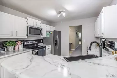 1870 Charleston Estates Drive, Saint Louis, MO 63031 - Photo 26