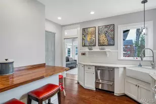 8027 Teasdale Ave, University City, MO 63130 - Photo 18