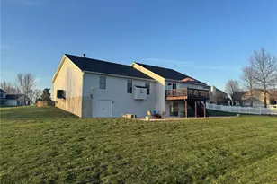 1412 Highland Park Ct, Wentzville, MO 63385 - Photo 6