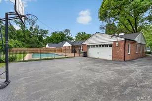 26 Narragansett Dr, Ladue, MO 63124 - Photo 26