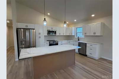 5722 Brady Rd, Hannibal, MO 63401 - Photo 4