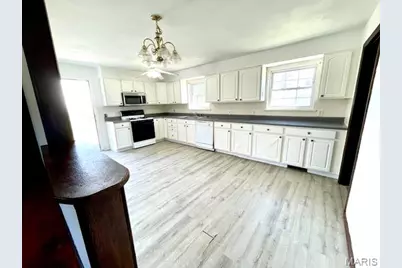 5 Dale Drive, Saint Charles, MO 63303 - Photo 6