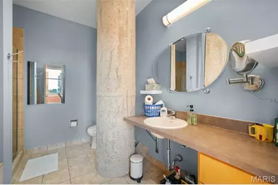 1627 Locust Street #402, Saint Louis, MO 63103 - Photo 26