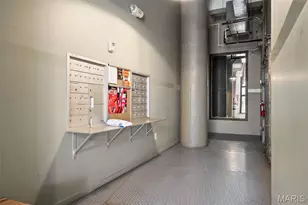 1627 Locust St, Saint Louis, MO 63103 - Photo 48