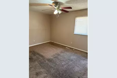 2397 Millvalley Drive, Florissant, MO 63031 - Photo 6