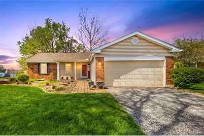 118 Walnut Hill Drive, Saint Charles, MO 63304 - Photo 1