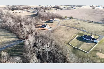 5 Seabiscuit Drive, Troy, MO 63379 - Photo 6