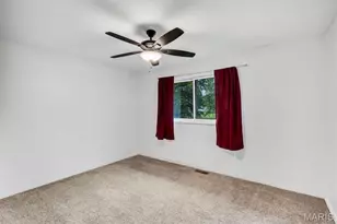 2916 Oriental Dr, Florissant, MO 63031 - Photo 14