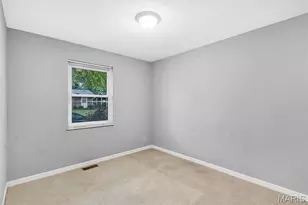 2916 Oriental Dr, Florissant, MO 63031 - Photo 16