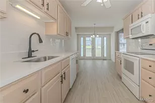 93 Rue De Paix, Lake Saint Louis, MO 63367 - Photo 12