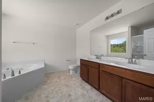 1387 Bloomfield Dr, Eureka, MO 63025 - Photo 24