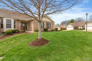 2919 Mac Arthur Dr, Saint Charles, MO 63301 - Photo 1