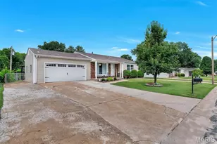3256 Janton Ln, Saint Charles, MO 63301 - Photo 2
