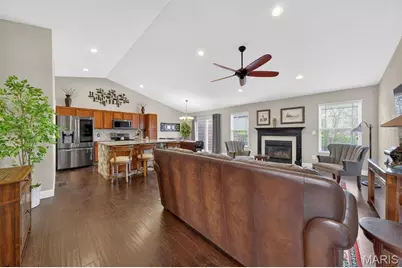 1037 Stonewick Court, Herculaneum, MO 63048 - Photo 8