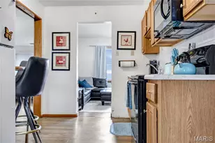 3240 Lynros Dr, Saint Ann, MO 63074 - Photo 8