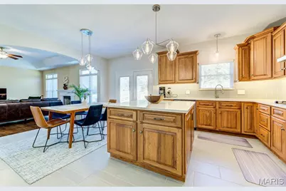 10825 Larkspur Drive, Saint Louis, MO 63123 - Photo 16