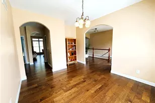 10825 Larkspur Dr, Saint Louis, MO 63123 - Photo 18