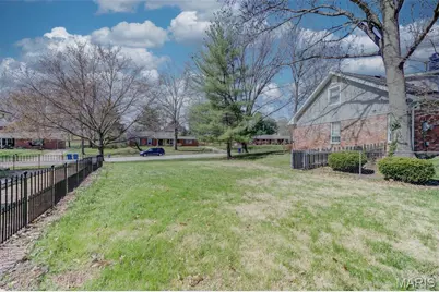 323 Chipley Circle, Ballwin, MO 63011 - Photo 46