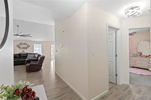 1109 Foxwood Estates Dr, Arnold, MO 63010 - Photo 18