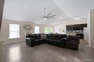 1109 Foxwood Estates Dr, Arnold, MO 63010 - Photo 6