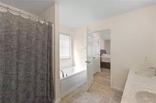 1109 Foxwood Estates Dr, Arnold, MO 63010 - Photo 16