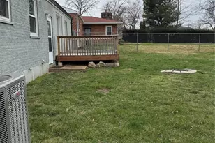 1119 N McKnight Rd, University City, MO 63132 - Photo 24