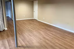 1119 N McKnight Rd, University City, MO 63132 - Photo 8