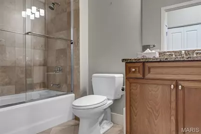 8025 Maryland Ave #3D, Clayton, MO 63105 - Photo 16