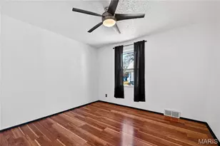 327 W Felton Ave, Saint Louis, MO 63125 - Photo 6