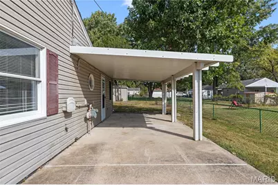 43 Saint Celeste Drive, Florissant, MO 63031 - Photo 18