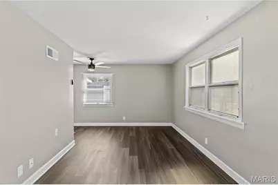 43 Saint Celeste Drive, Florissant, MO 63031 - Photo 4