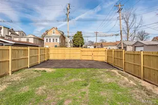 4533 Ray Ave, Saint Louis, MO 63116 - Photo 30