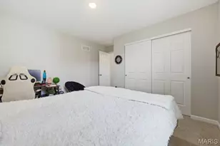 721 Creek View Dr, Fenton, MO 63026 - Photo 18