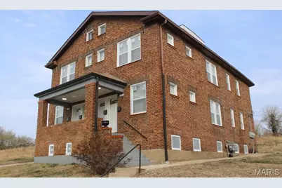 1401 E Prairie Avenue, Saint Louis, MO 63107 - Photo 1